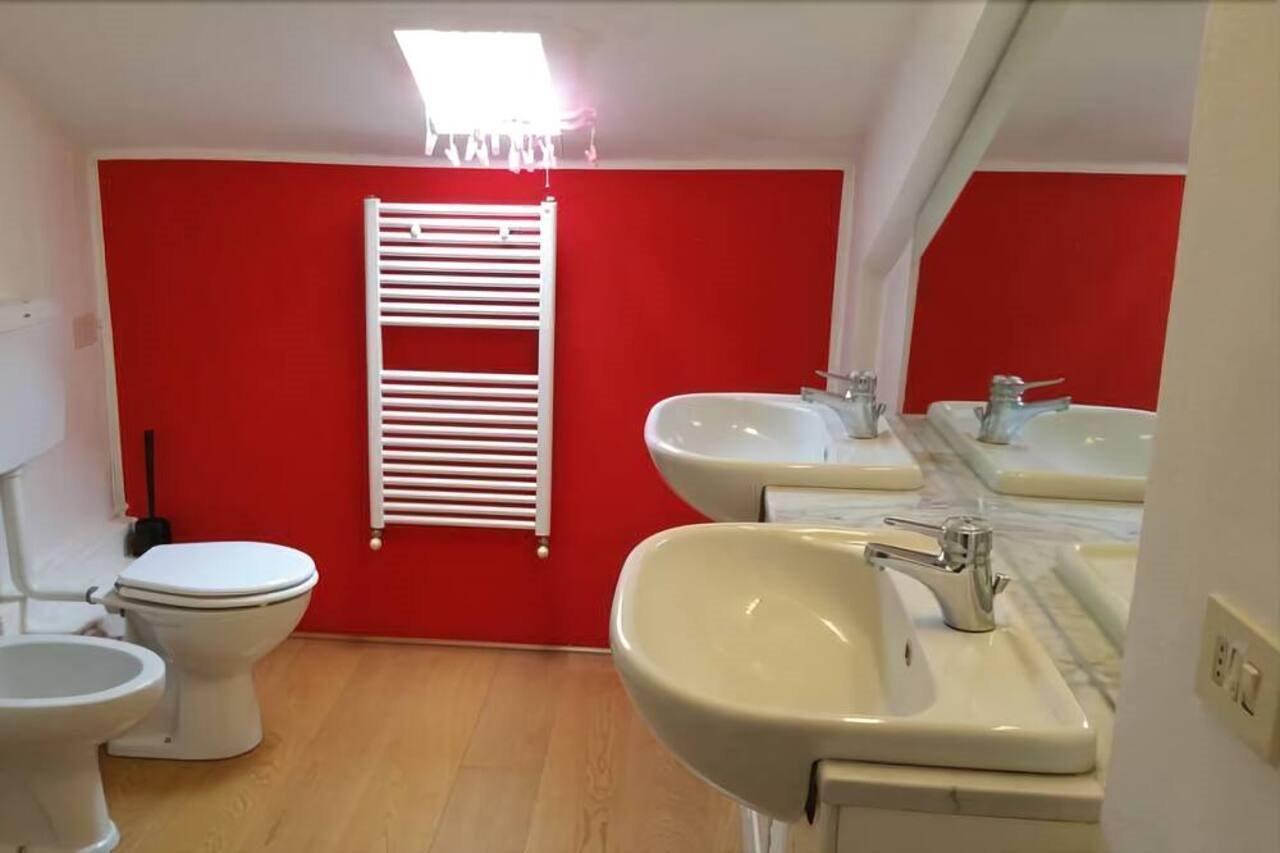 Lumiere Hostel Milan