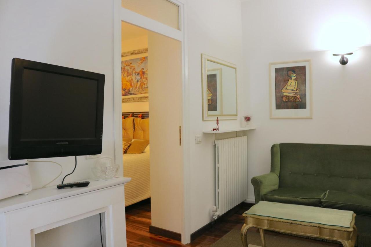 Historical Center Montenapoleone Loft * Milan