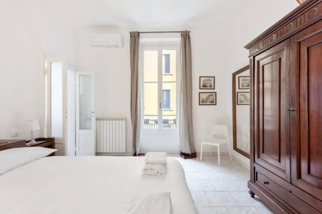 Isola And Zara Comfortable * Milan