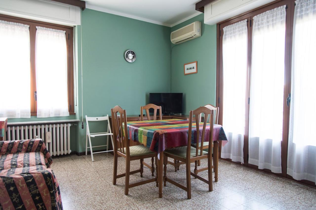 Youhosty - Suzzani 269 Apartment Milan