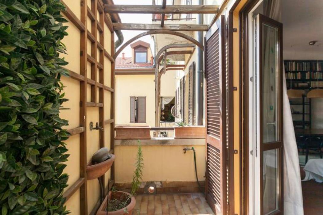 Porta Ticinese Cozy Con Balcone Apartamento