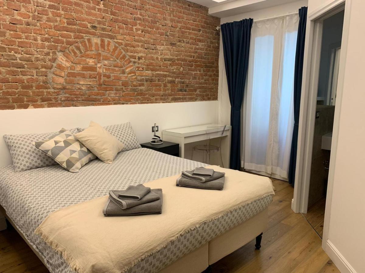 Luxury In Center Apartment *
