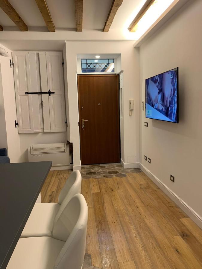 Apartment Unique In Center *