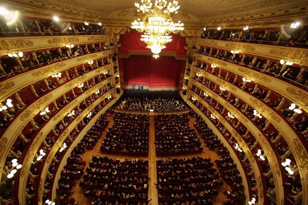 The Square Duomo - Preferred & Hotel Milan