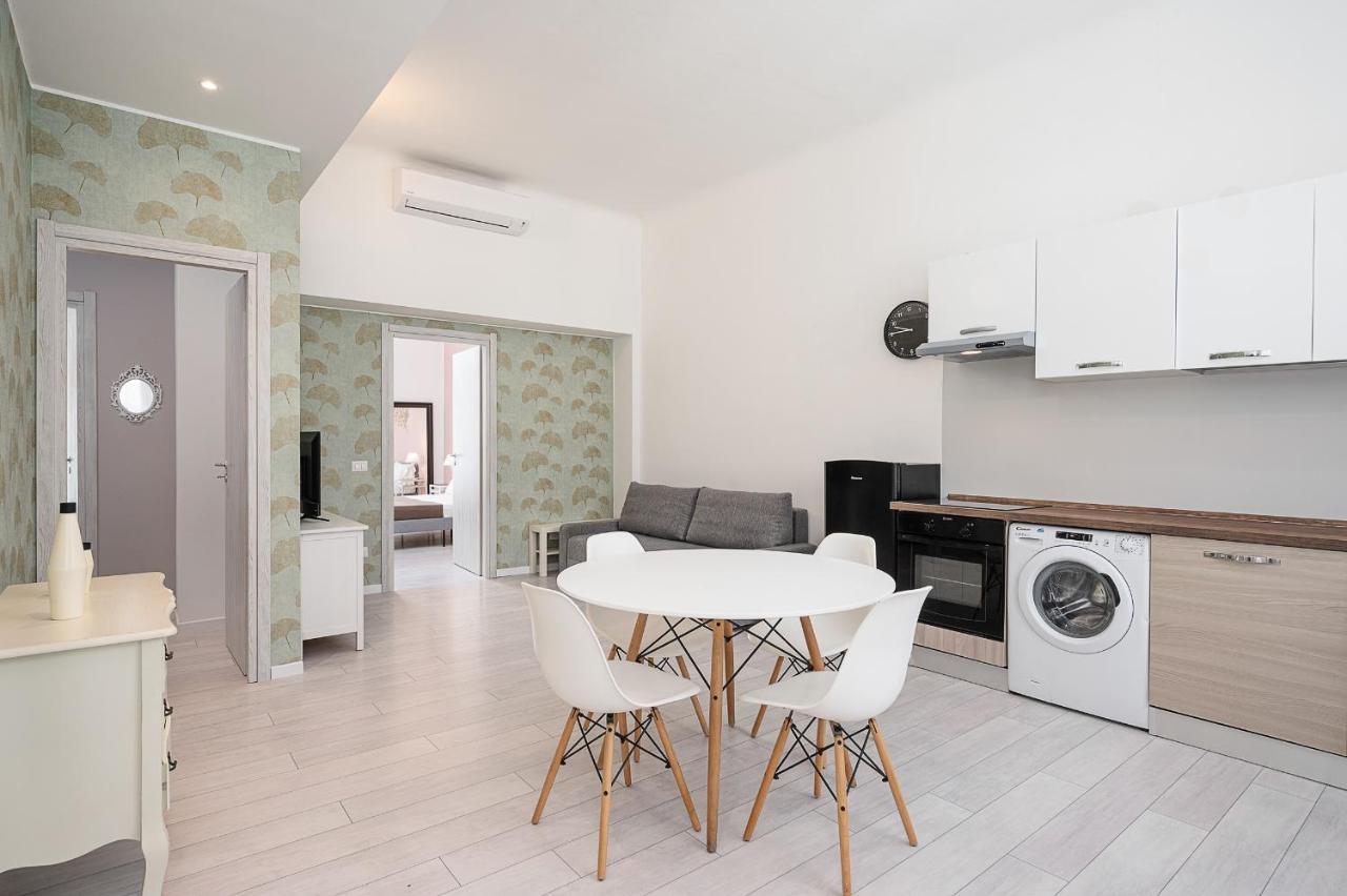 Hemeras Boutique Homes - 4 Design Homes In Center Appartamento