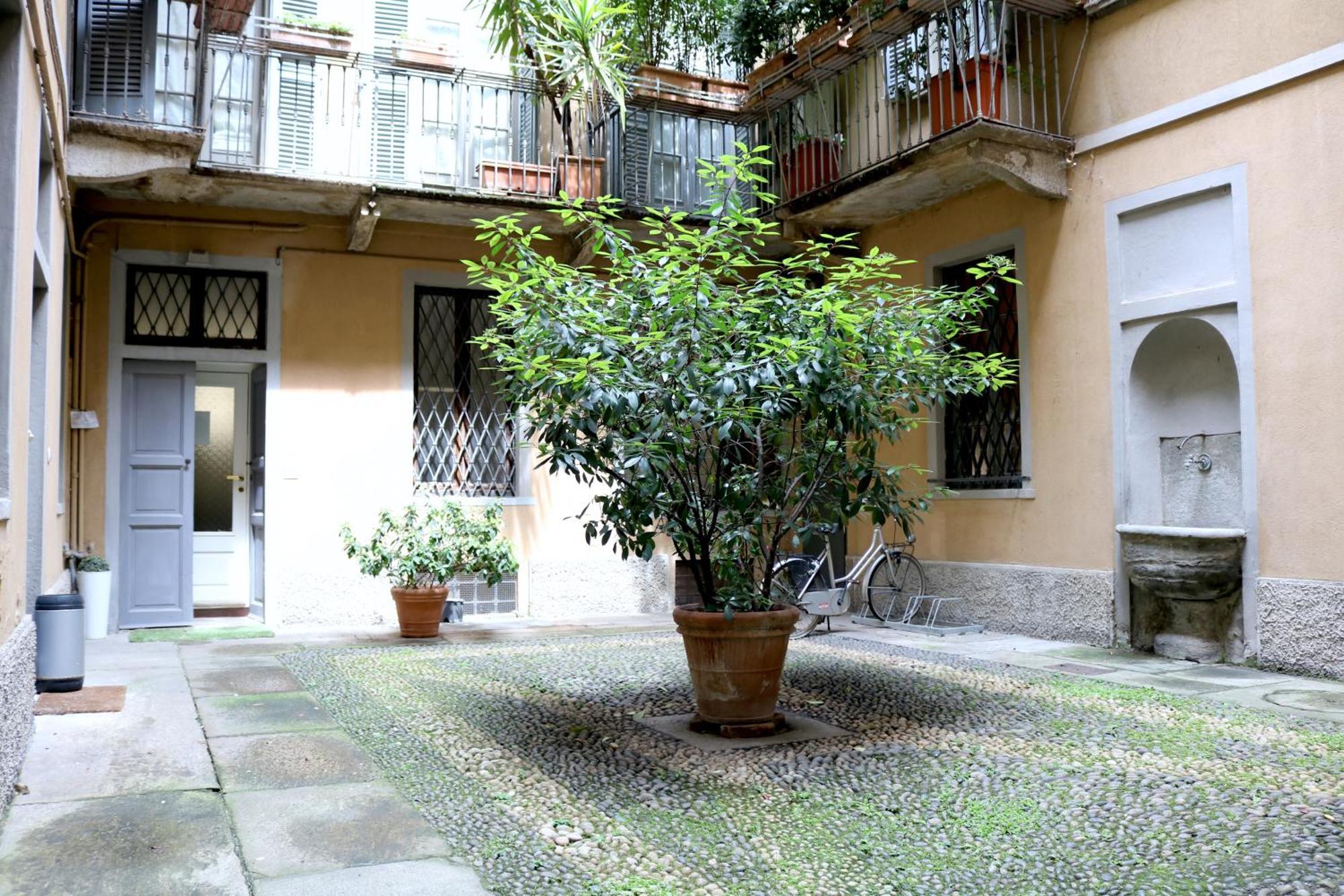 Apartamento Historical Center Montenapoleone Loft *