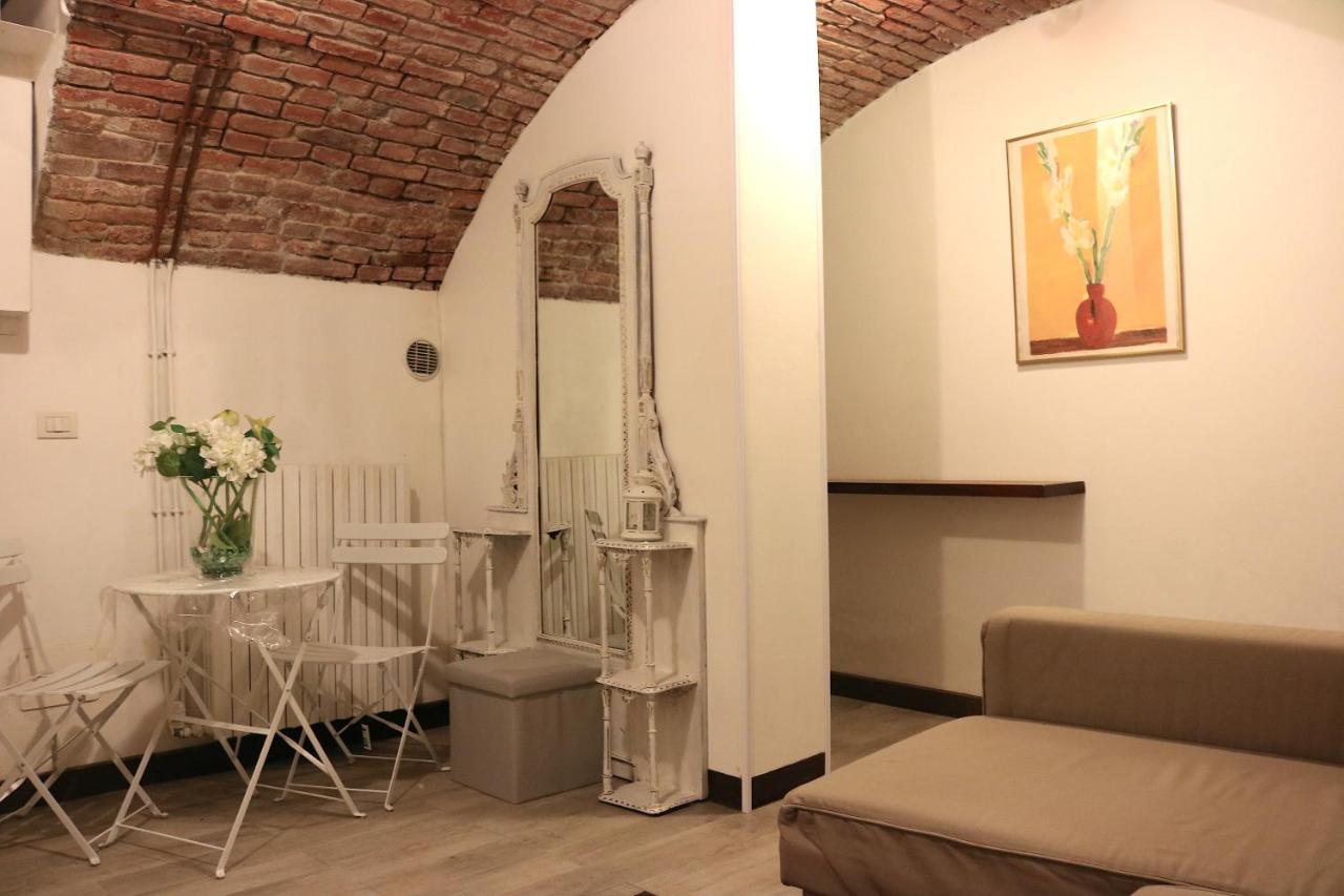 Apartamento Historical Center Montenapoleone Loft *