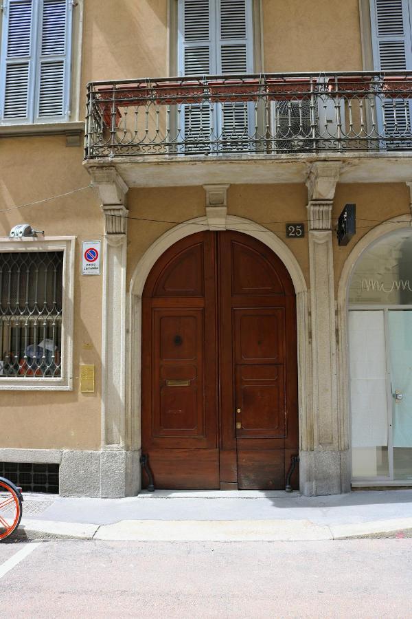 Historical Center Montenapoleone Loft Apartamento *