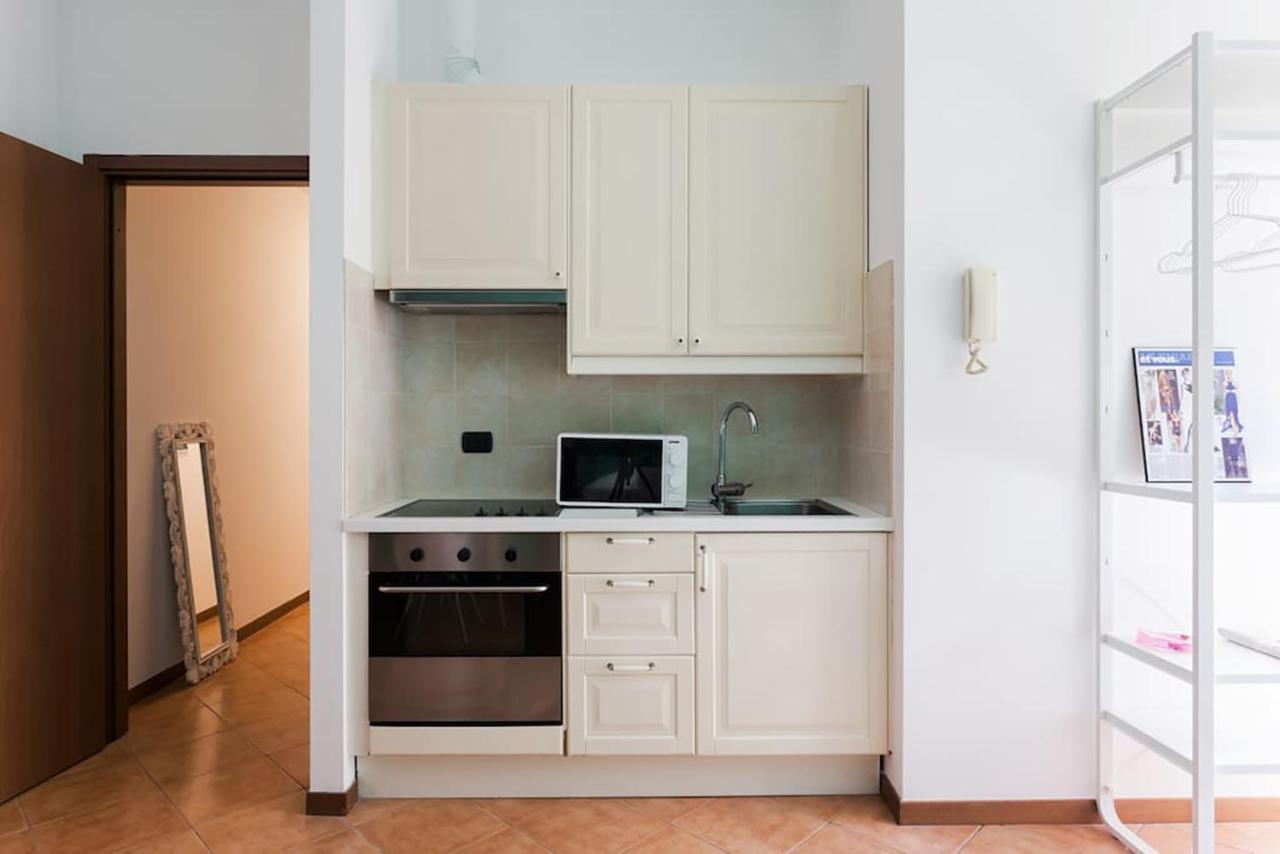 New In Isola Close To Center - Cola Montano * Milan