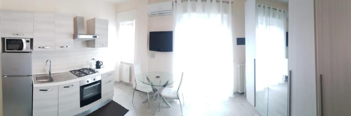 Apartamento Fondazione Prada Metro Corvetto Splendido Monolocale Ristrutturato Ben Arredato