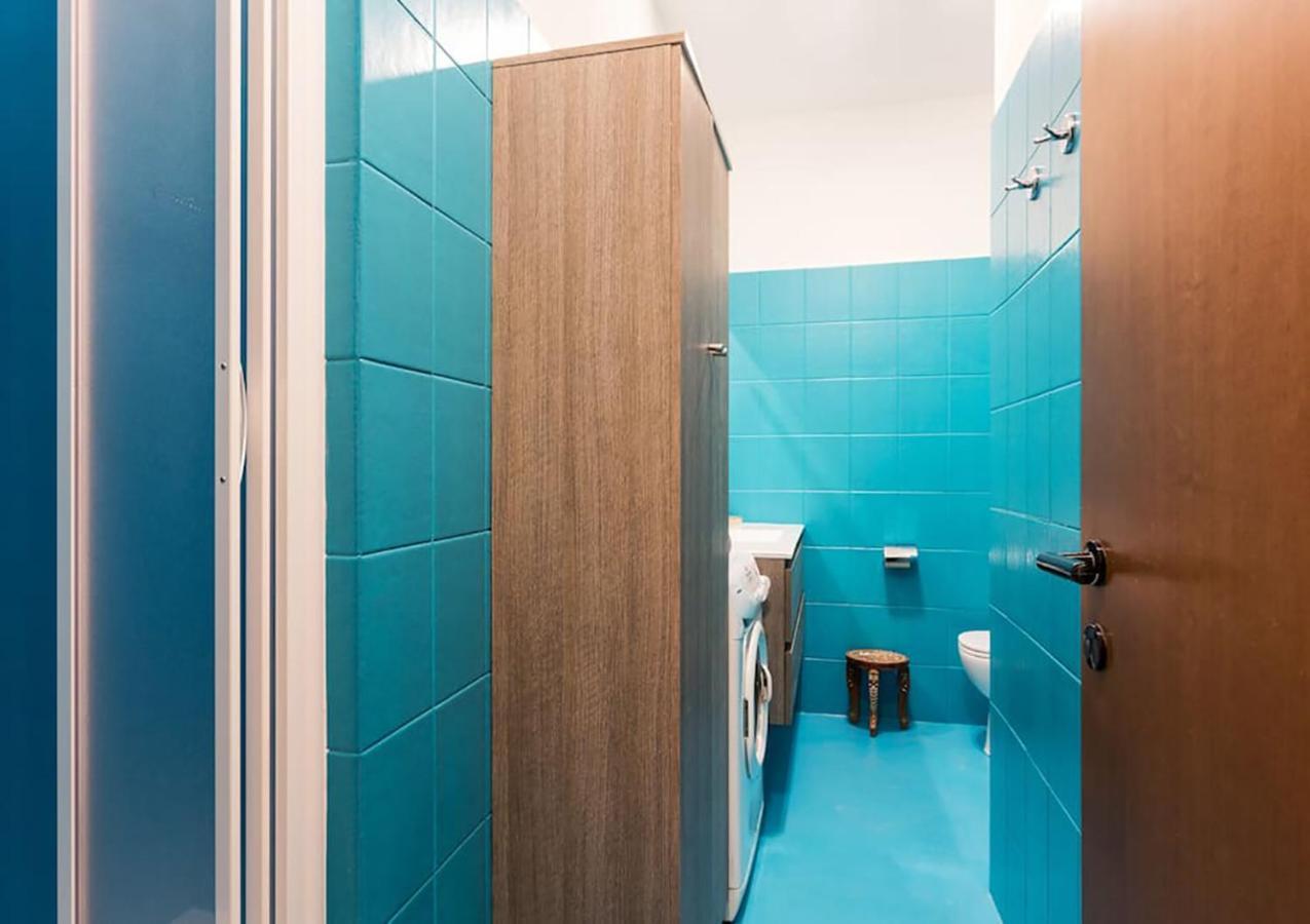 New In Isola Close To Center - Cola Montano * Milan