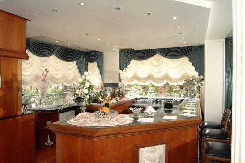 Ascot 4* Milan