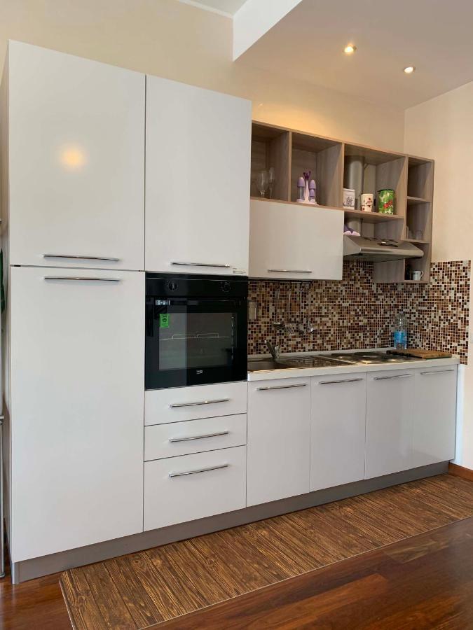 Bilocale Appena Ristrutturato - Stazione Apartment Milan