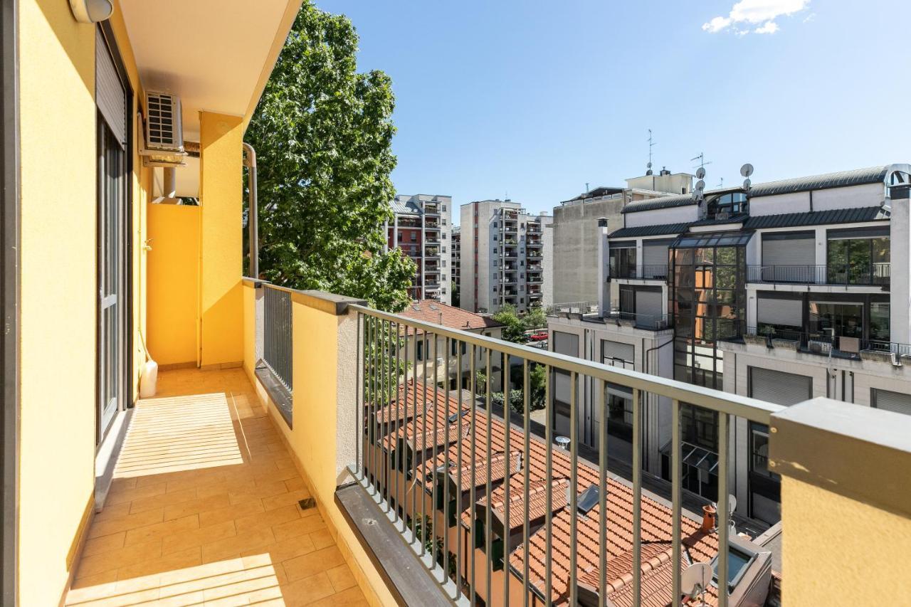Alessia's Flat - Affori Apartment Milan