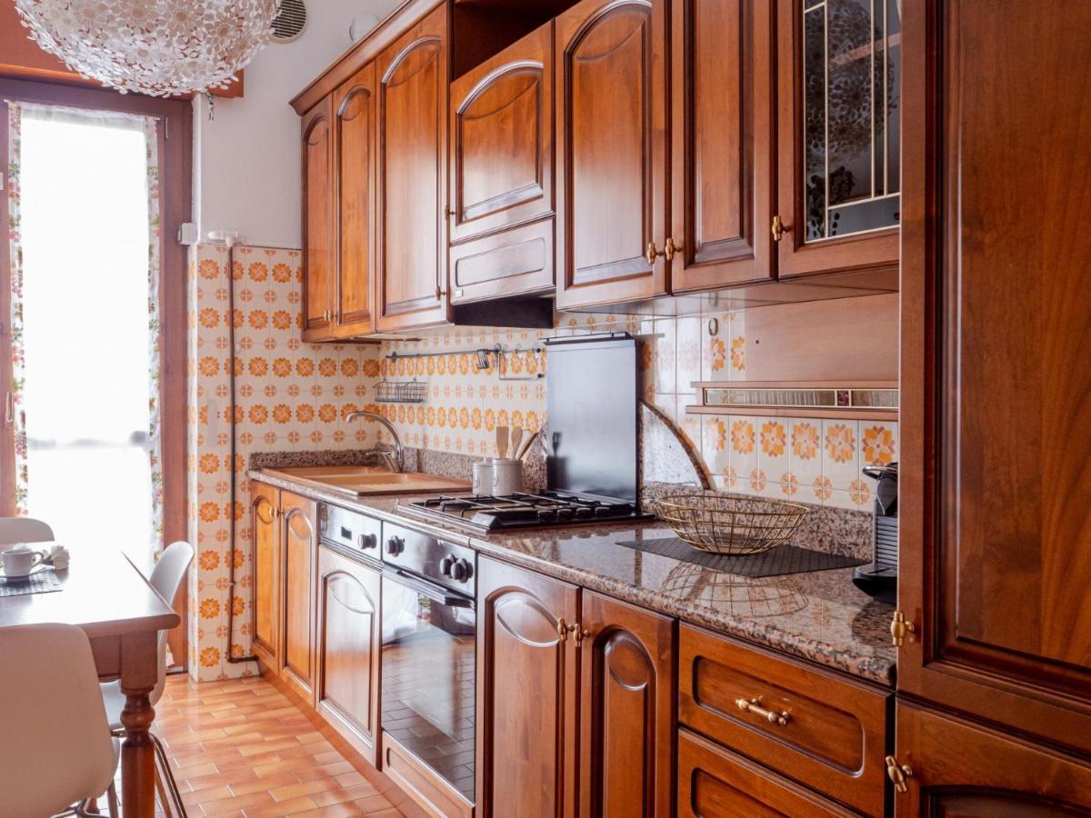 The Best Rent - Large And Bright Two-bedrooms With Balcony *