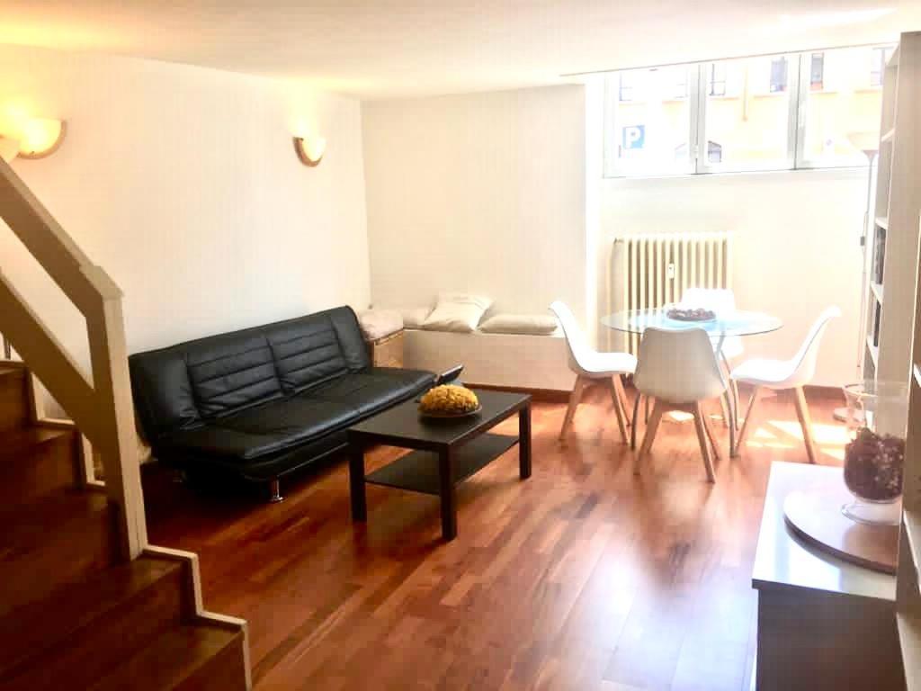 Yourvacanza Navigli Loft * Milan