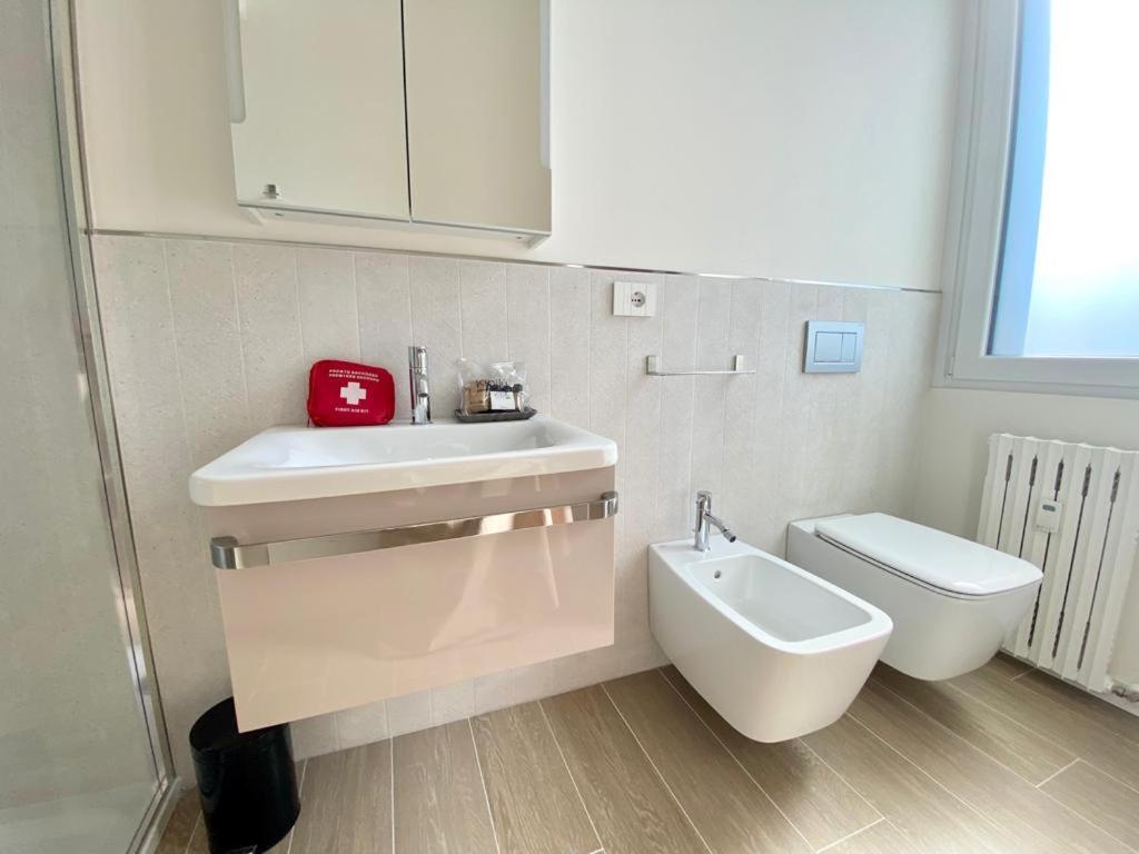 Apartment Kibilu - Viale Regina Margherita Milan