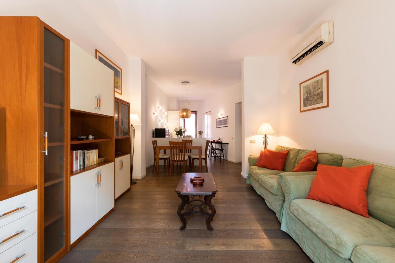 De Angeli - 2 Bedroom Apartment *