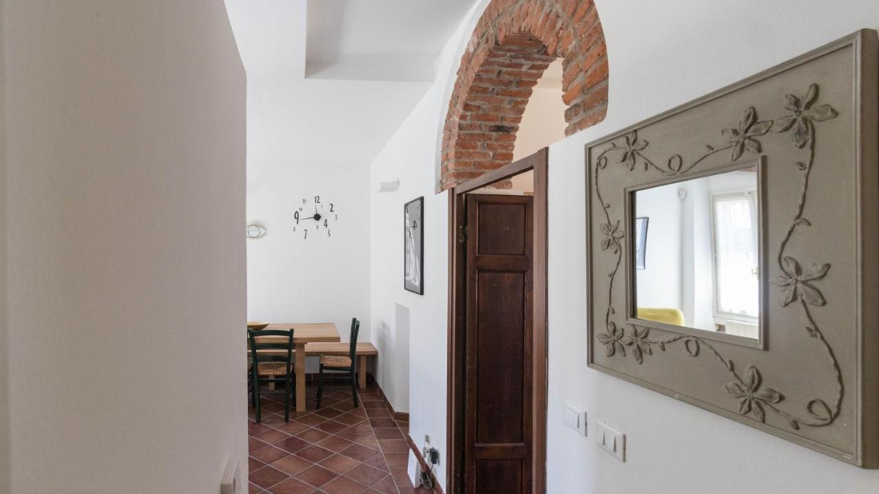 Apartment Gaudenzio Ferrari 12 *