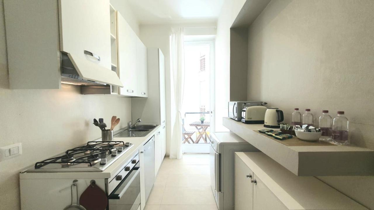 Heart Fashion District Apartment