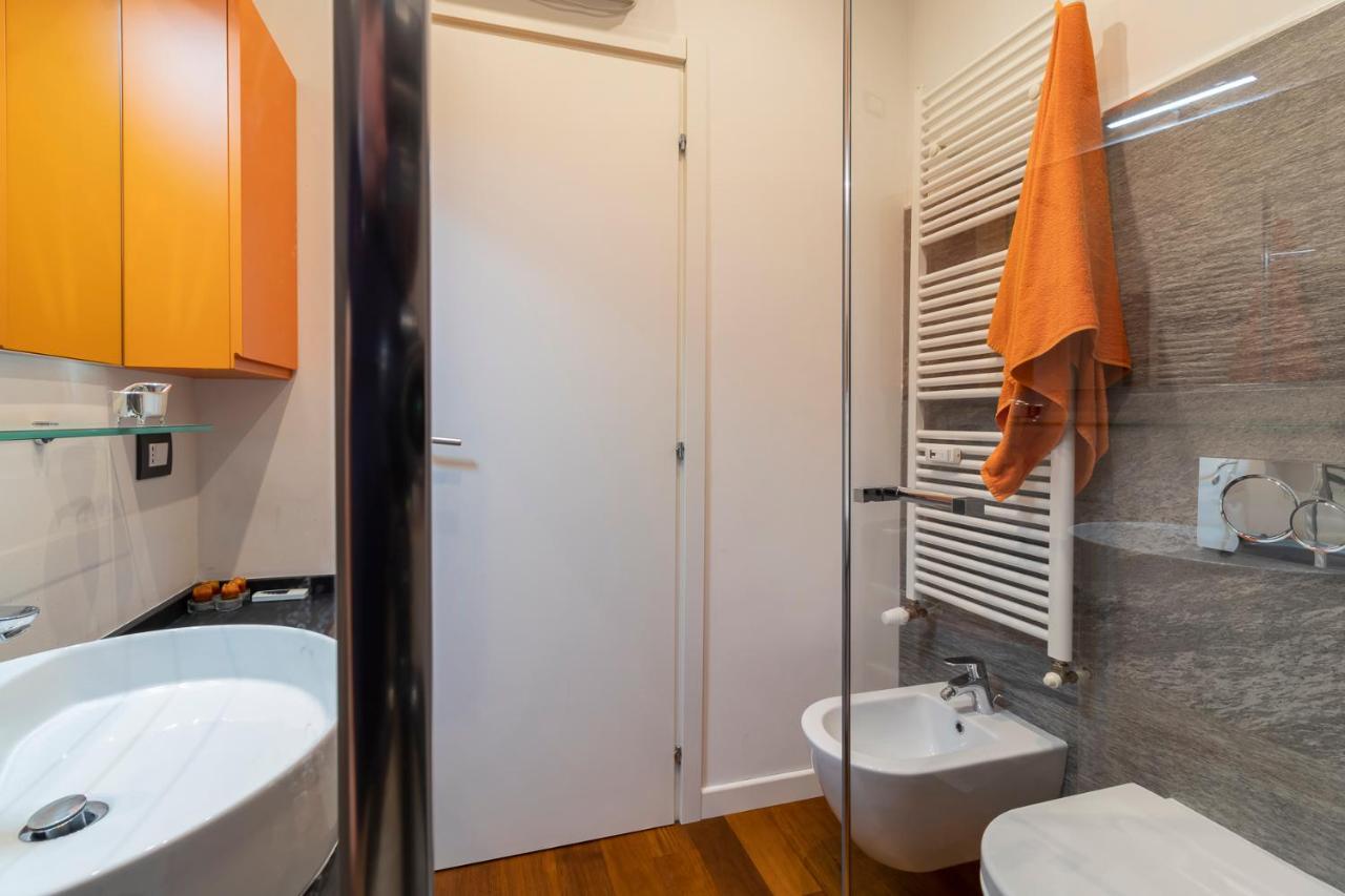 Luxury Close To Navigli - Bari Apartamento *