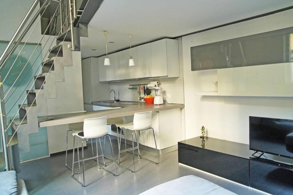 Appartamento Urban House - Loft Navigli Center *