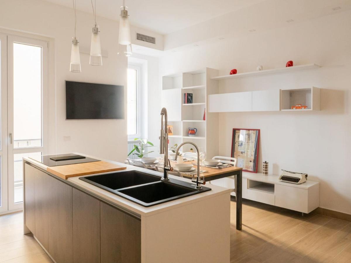 The Rent - Beautiful Two-bedroom Close To Cinque Giornate Square * Milão