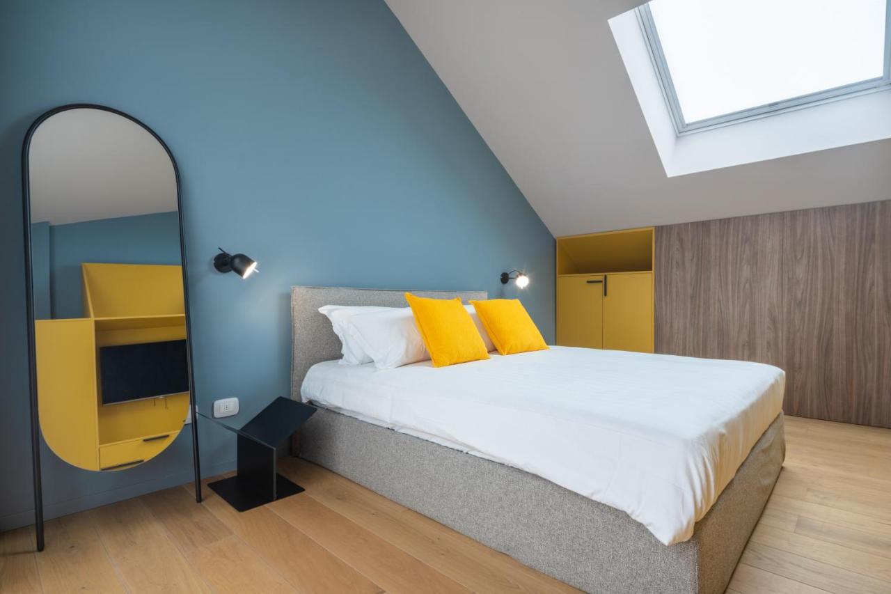 Bluemoon Apartments R&R *