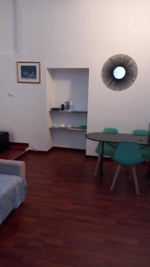 The Centre Junior - Free Parking Per Selected Rate And Car Keys Must At Garage - Zone Arco Della Pace - Castello Sforzesco -last Supper -nearest Metro Subway Greenline M2 Moscova Apartment