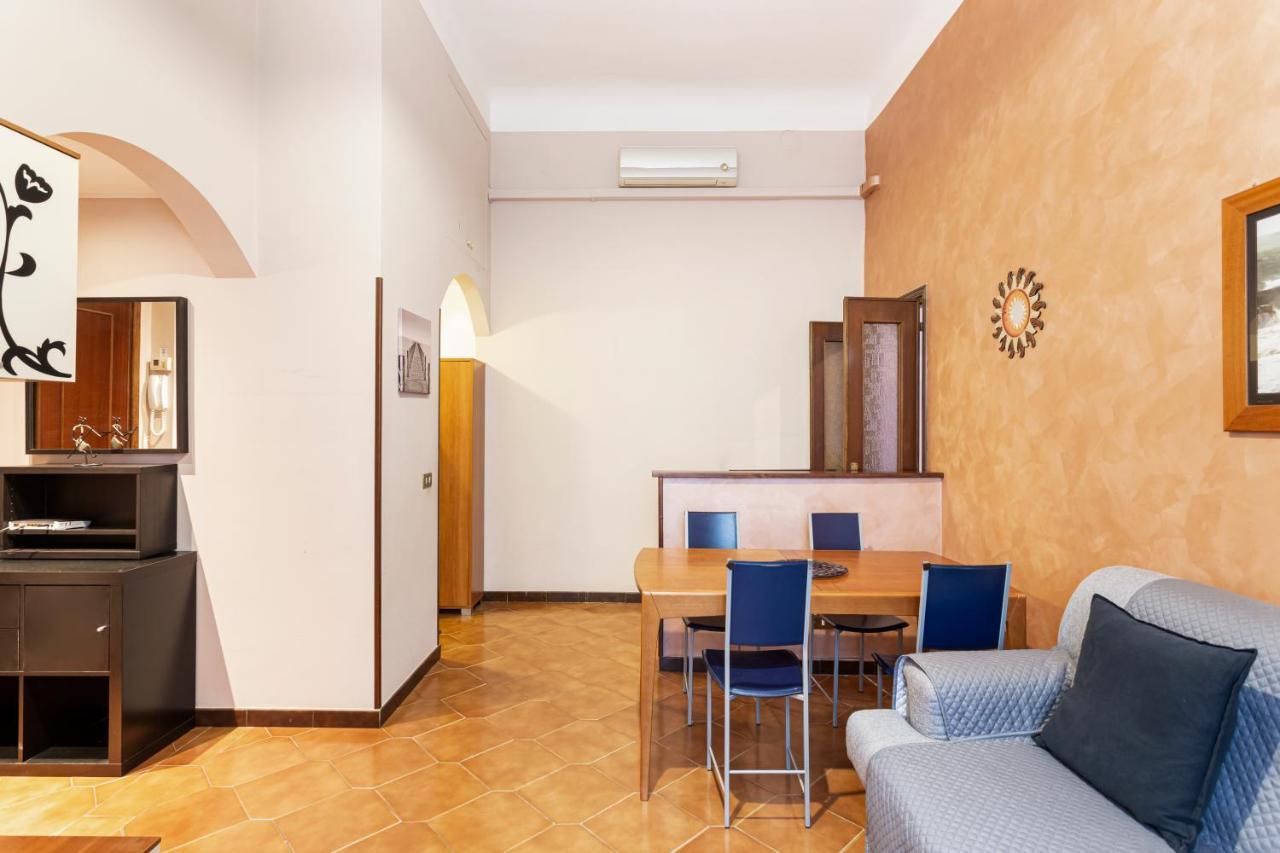 Karen's Place - Corso Buenos Aires * Milan