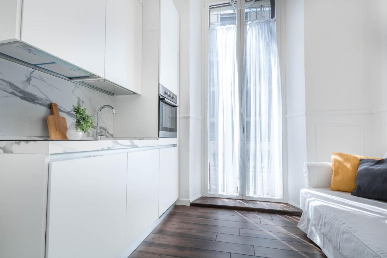 Apartment Joivy Chic For 3 Close To Sempione Park Milan