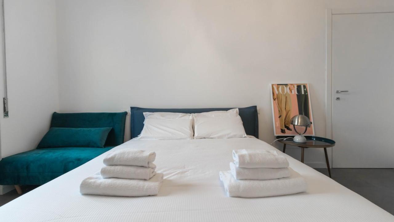 Apt24 - Modern With Balcony Holiday home *