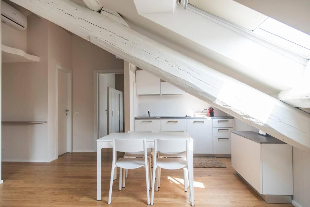 Breathtaking Castle View Youhosty - Quintino Sella Apartment *