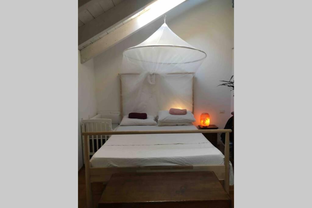 Holiday home Sunny Loft Warehouse Conversion & Spacious Terrace Milan