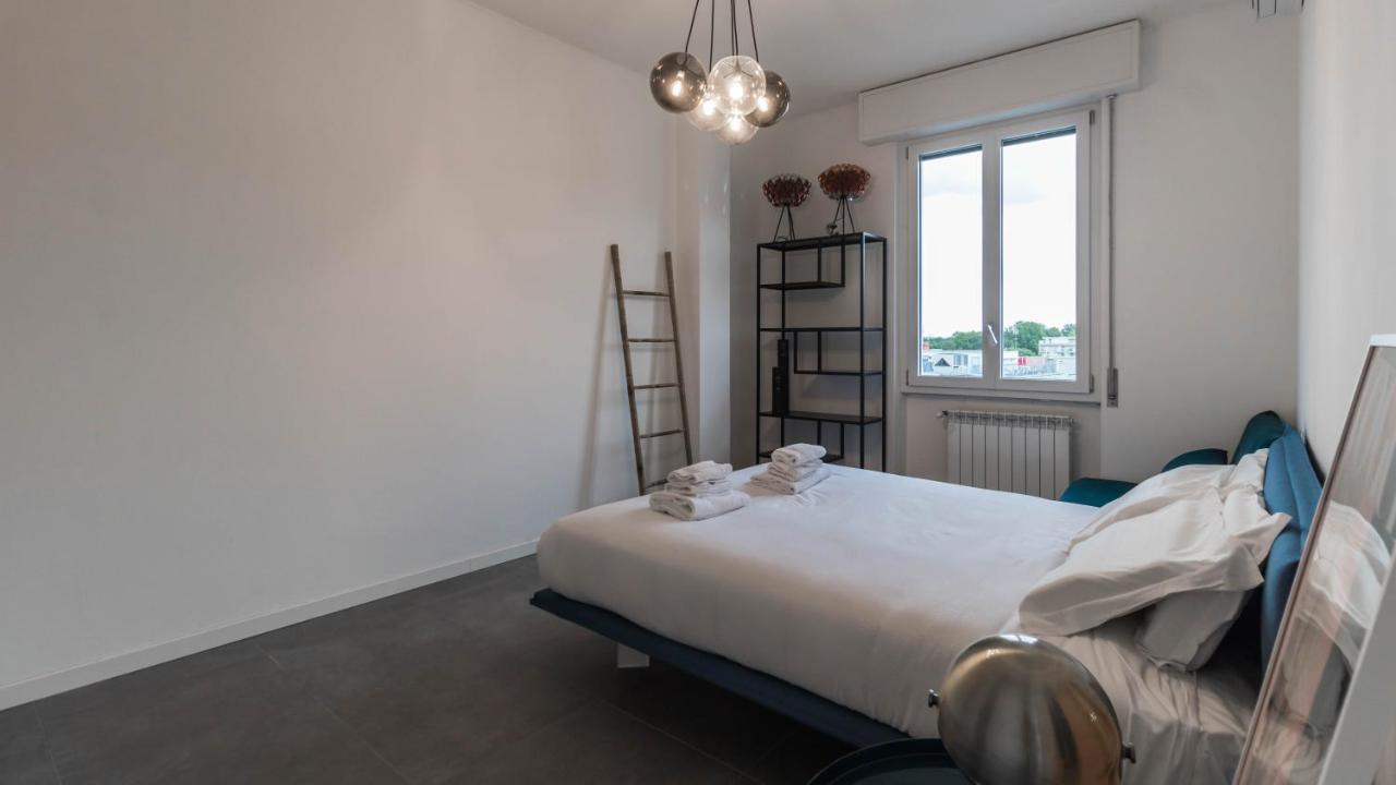 Apt24 - Modern With Balcony Holiday home Milan