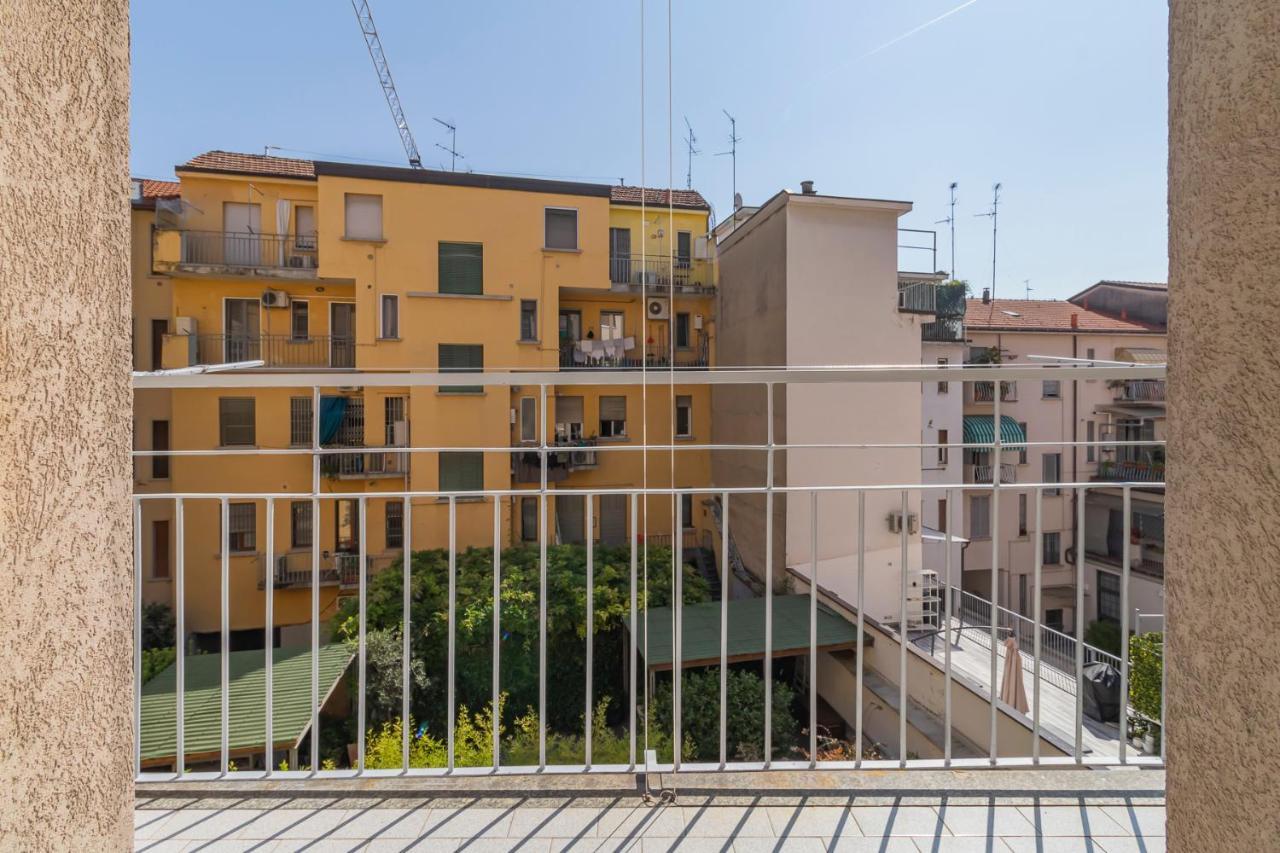 Altido Sleek Flat With Balcony, Walking Distance From Centre Apartment Milan