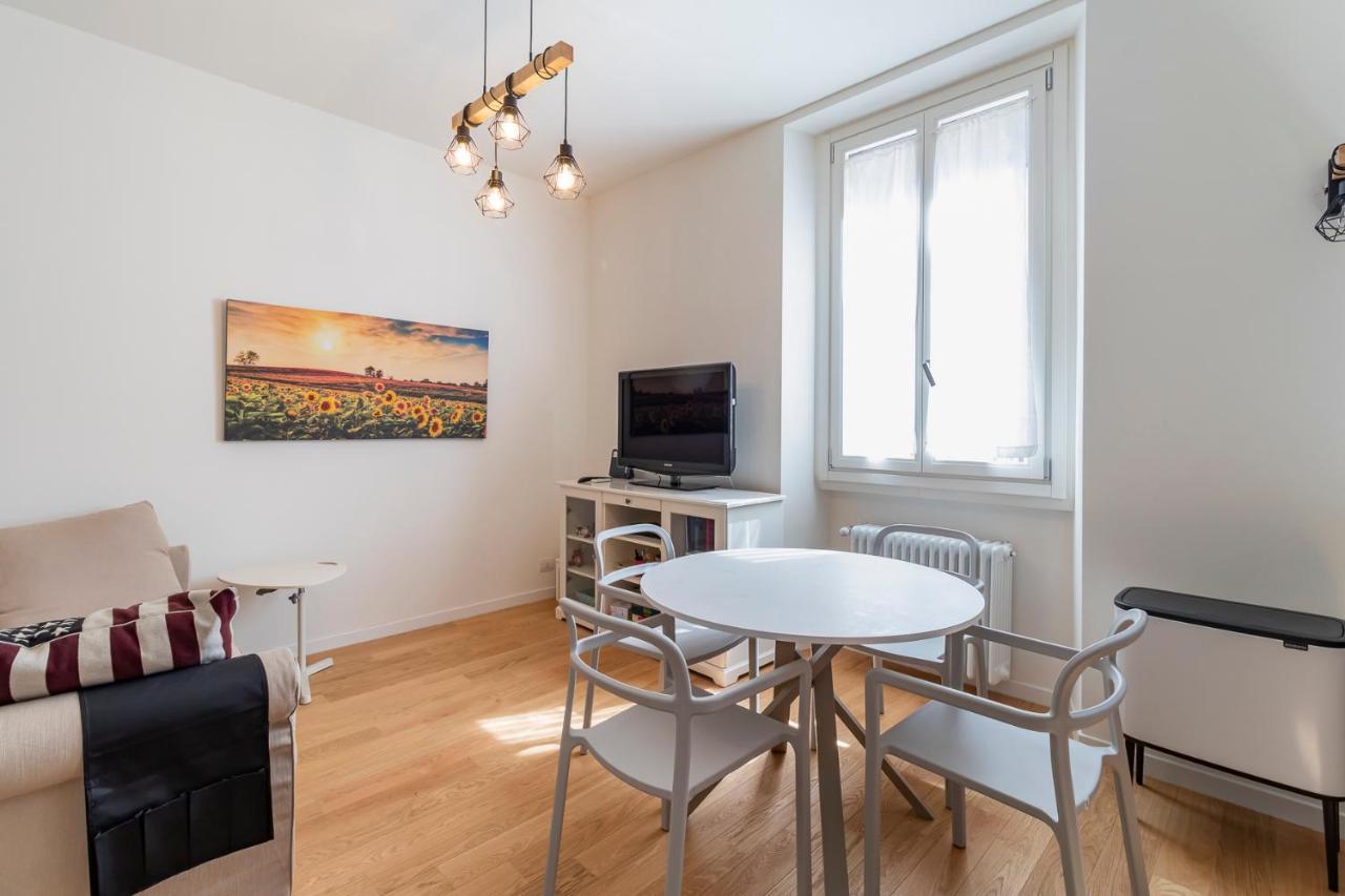 Joivy Cosy 1-bed Near Centrale Apartment Milan