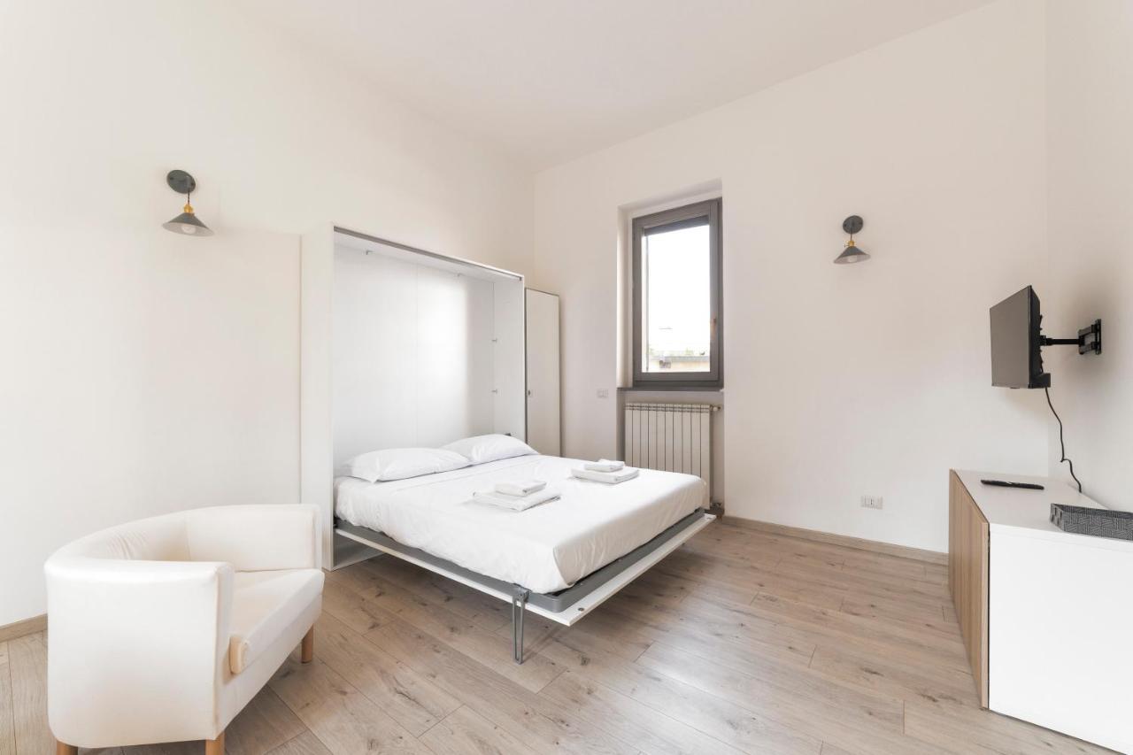 Maciachini Renovated Studio!