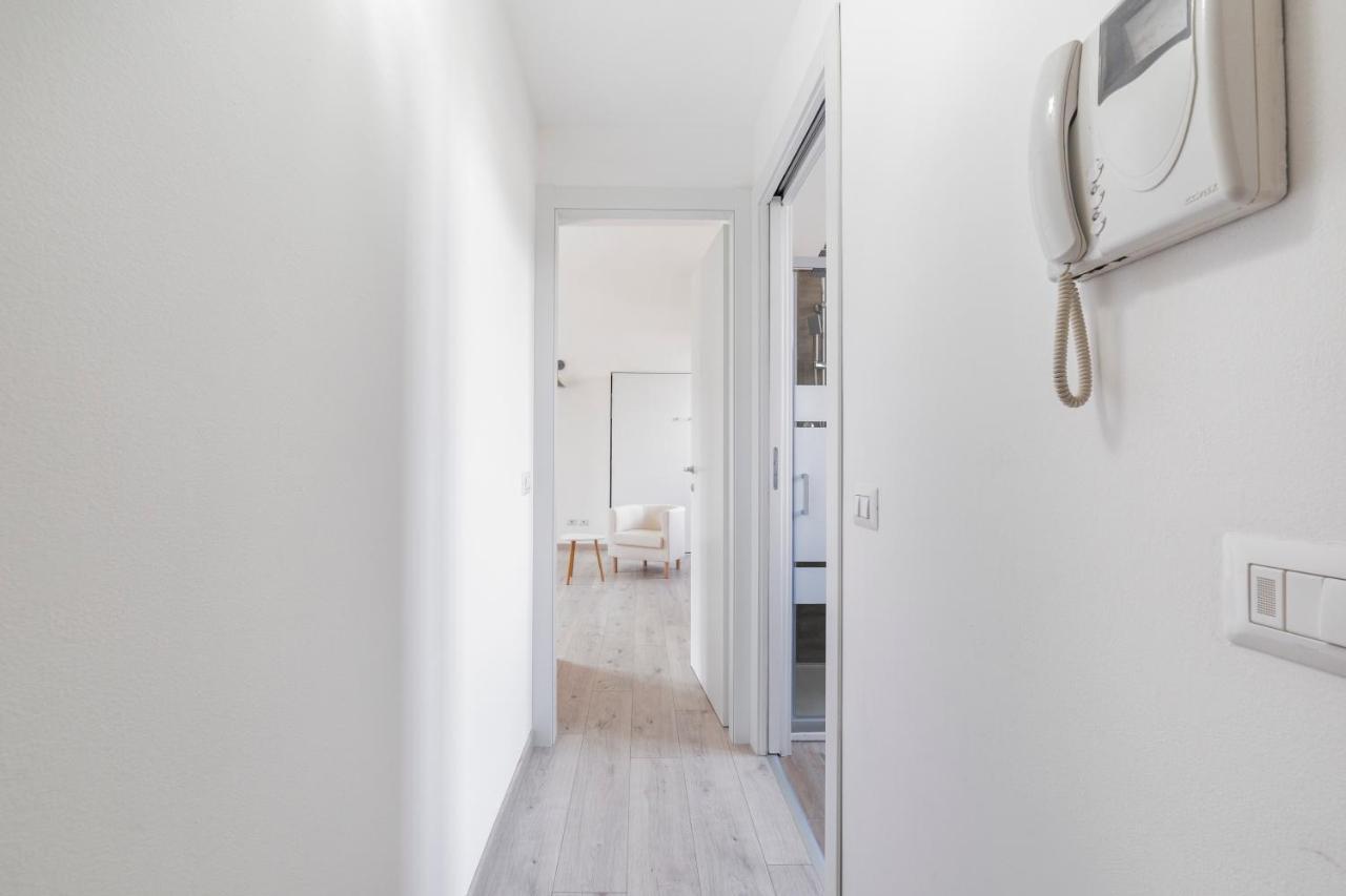 Apartment Maciachini Renovated Studio! *