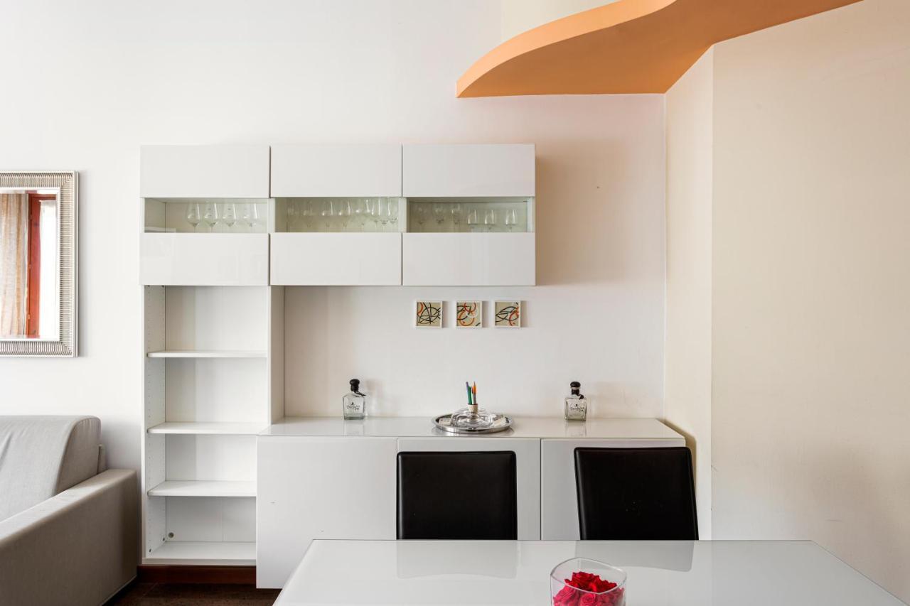 Beautiful Next To Sempione And Life - Viale Teodorico * Milan