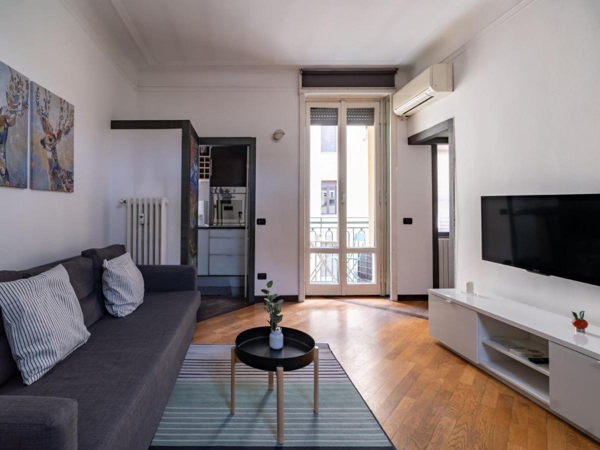 The Best Rent - Lovely In Sempione District Apartment Milan