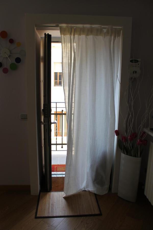 Squisito In Stabile Vecchia Apartment *