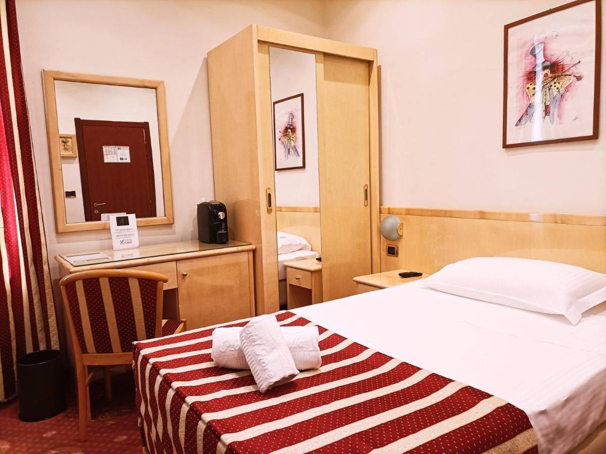 Fiorella Hotel Milan