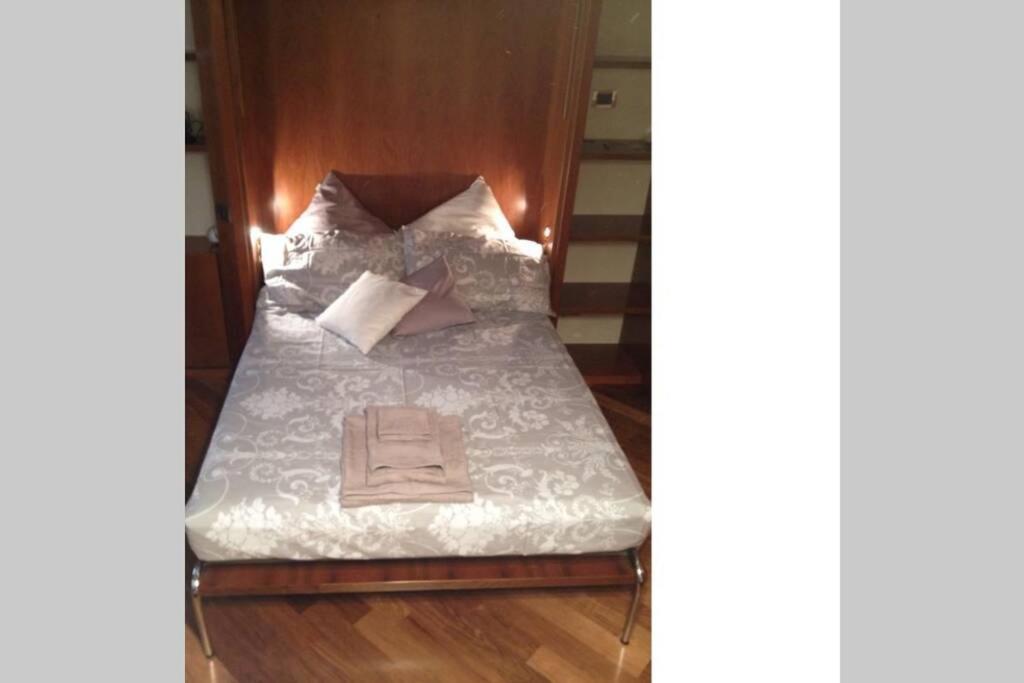 Apartment Milano Cairoli - 5 Min From Duomo *
