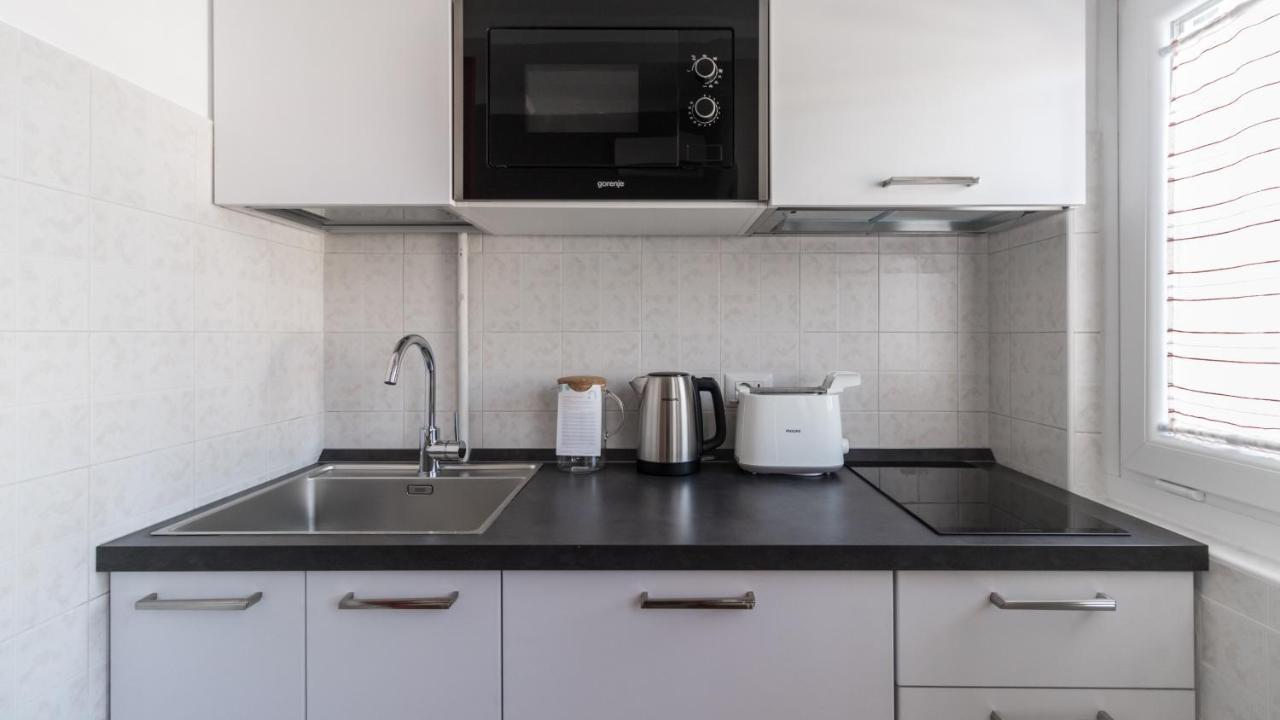 Italianway - Borsieri 11 B * Milan