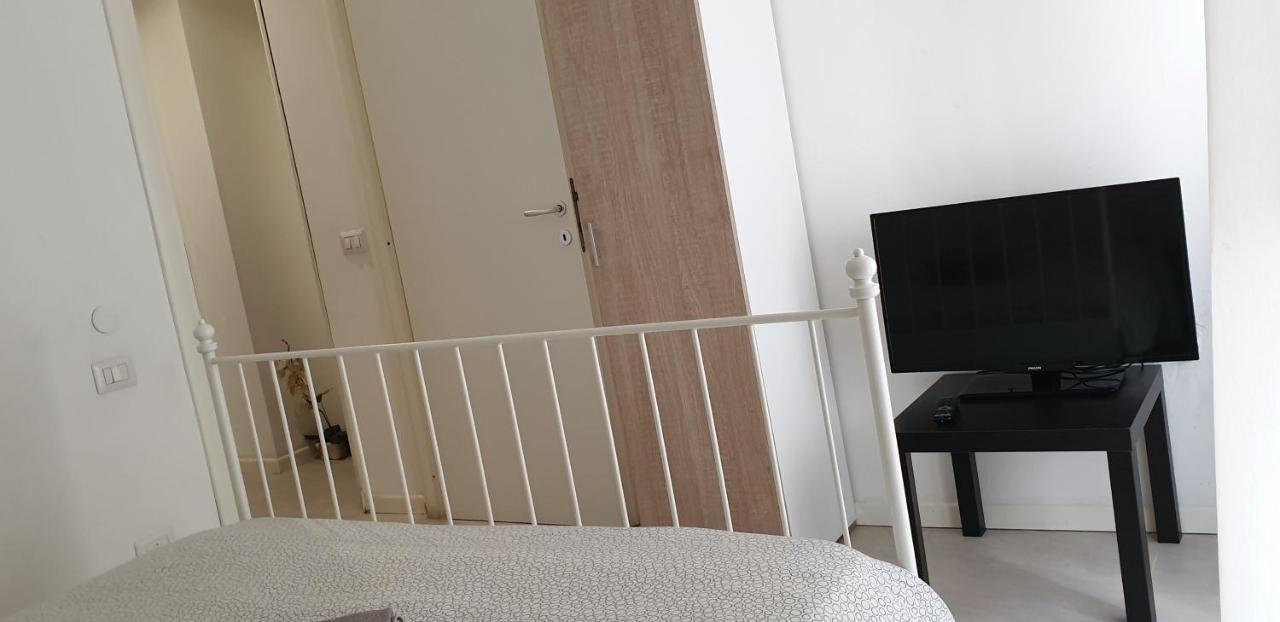 Apartment Smart Station Milan