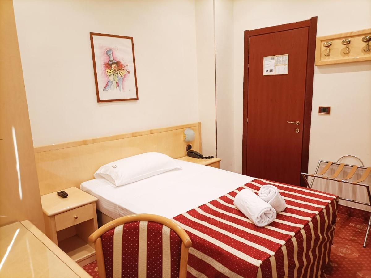 Fiorella Hotel Milan