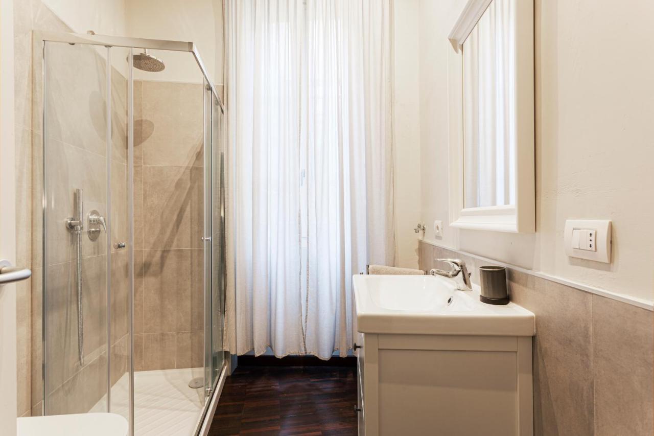 Stylish Milanese - Via Cirillo *