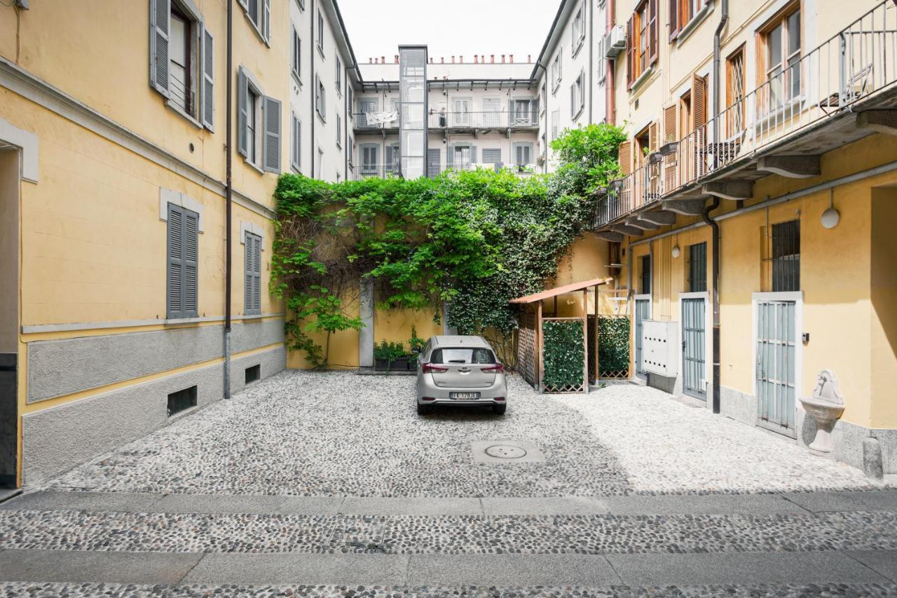 Stylish Milanese - Via Cirillo *