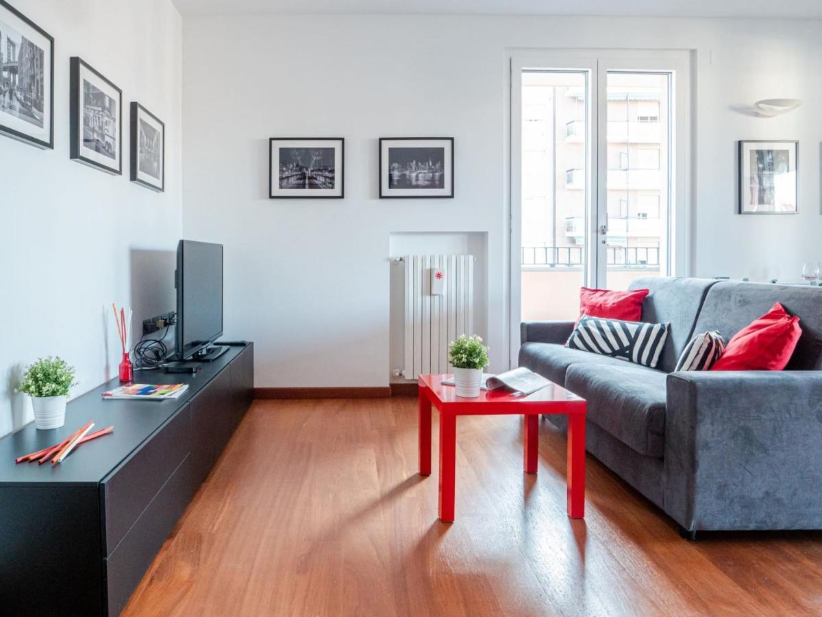 Bright One-bedroom With Terrace In *